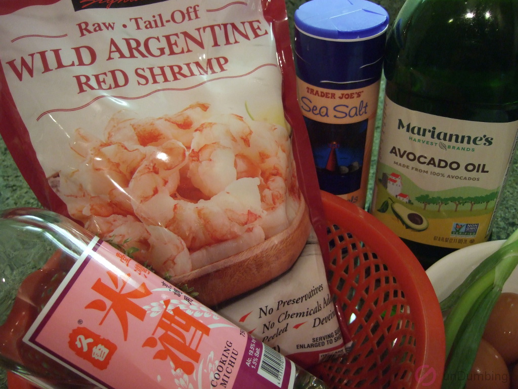 Shrimp, salt, oil, spring onion, eggs, and rice wine