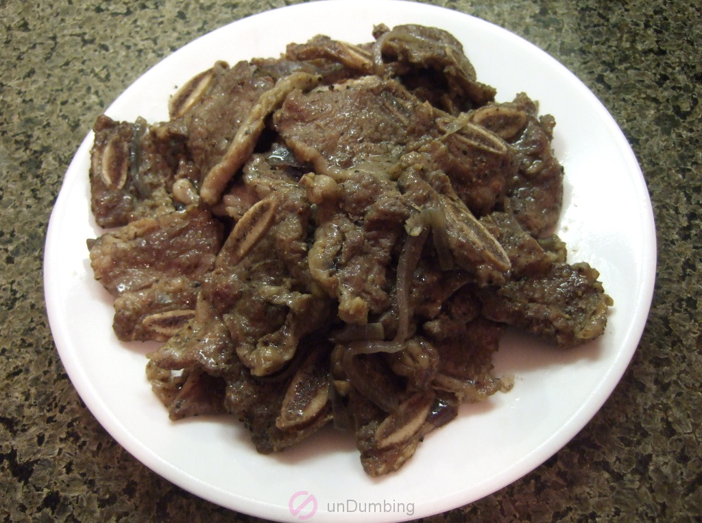 Plate of steamed beef short ribs with pepper (Try 2)