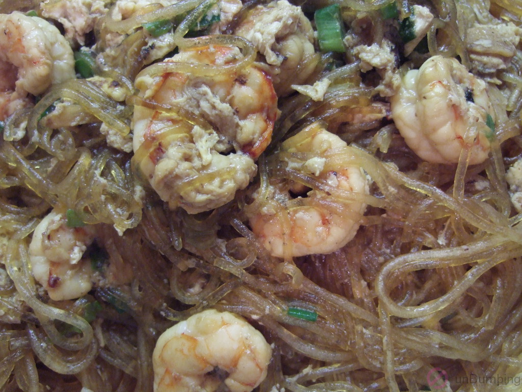 Stir-fried glass noodles with shrimp