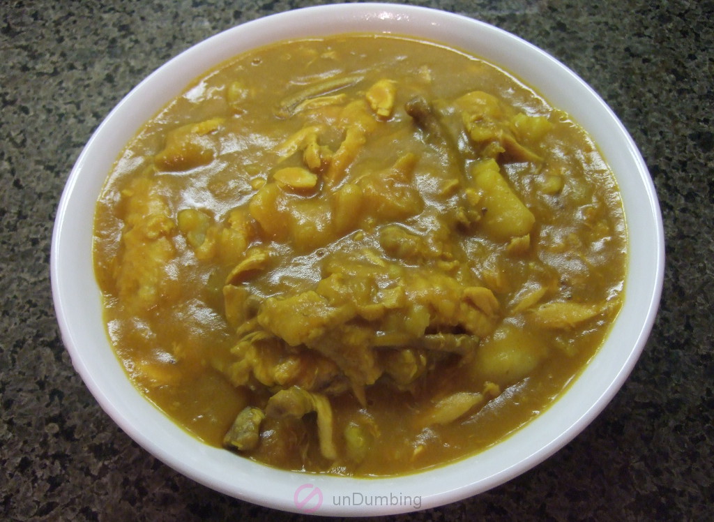White bowl of curry chicken wings (Try 2)