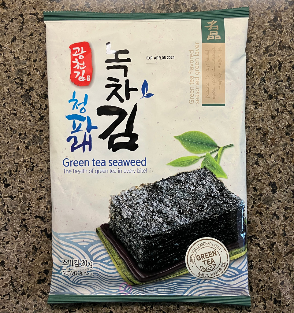 Package of green tea seaweed